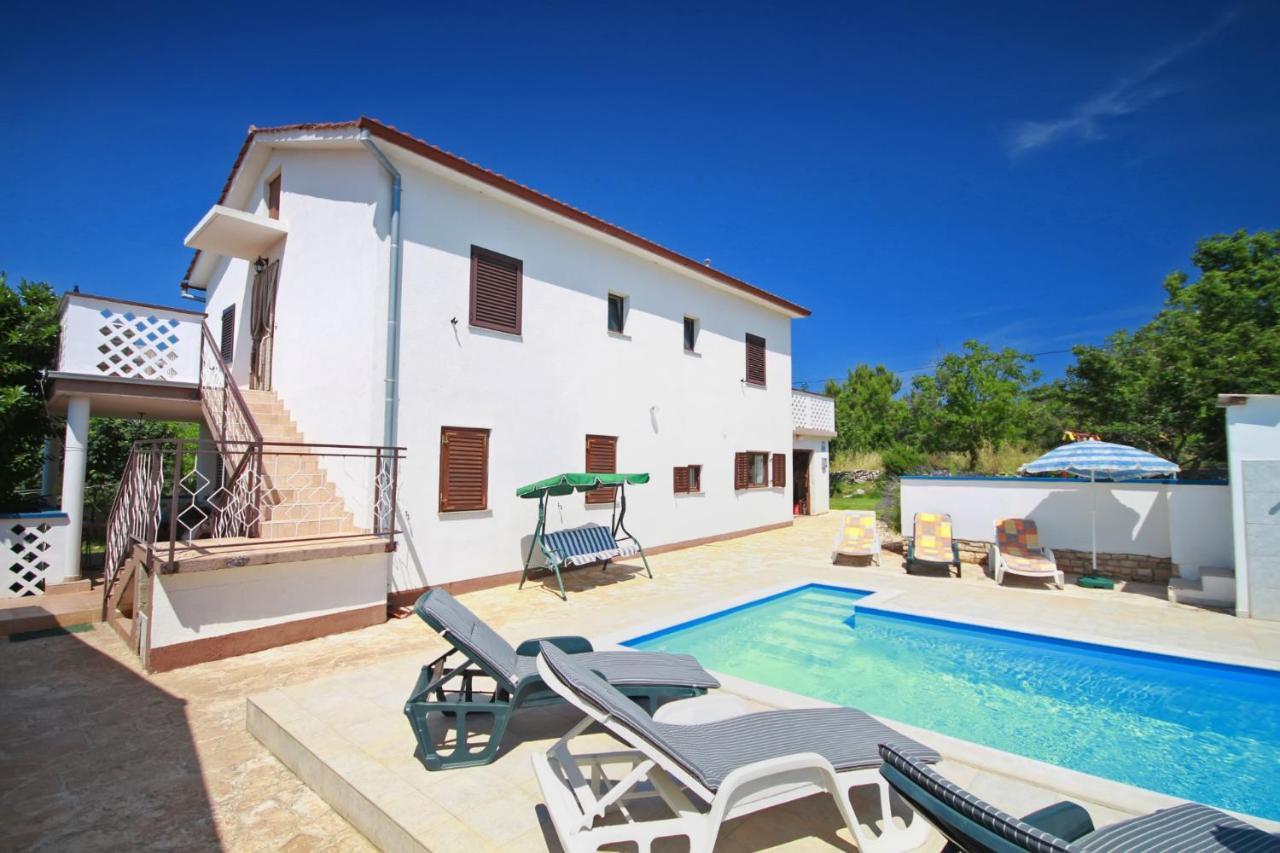 Dario Apartman *