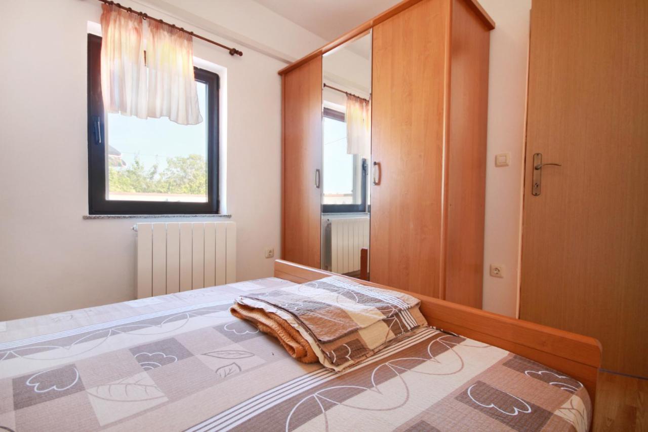 Apartment Dario *